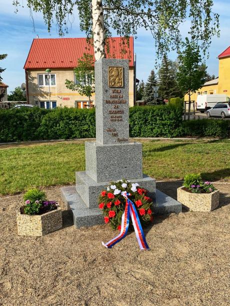 Pomník padlých Spořice